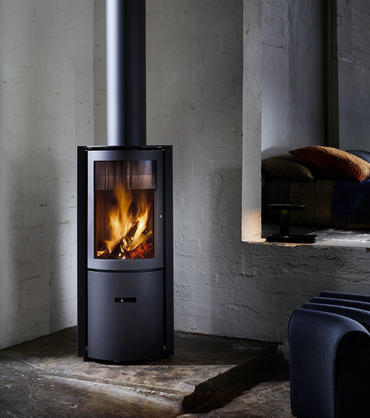Stuv30C-fireplace-slow-combustion-01.jpg#asset:15908